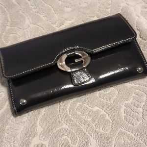 Guess wallet